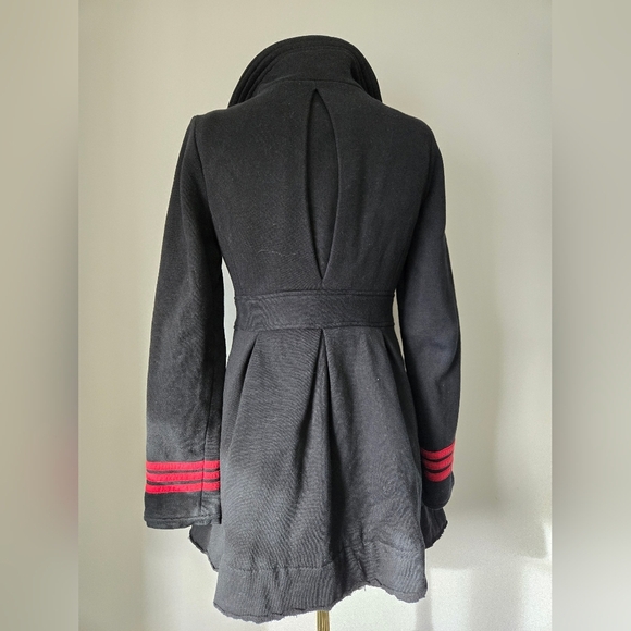 KNITTED DOVE ANTHROPOLOGIE Back and Red Cotton Lined Coat. Size Med - Picture 7 of 13